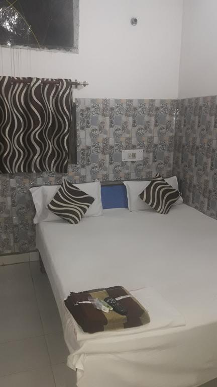Oyo Rajdhani Guest House Faridabad Dış mekan fotoğraf