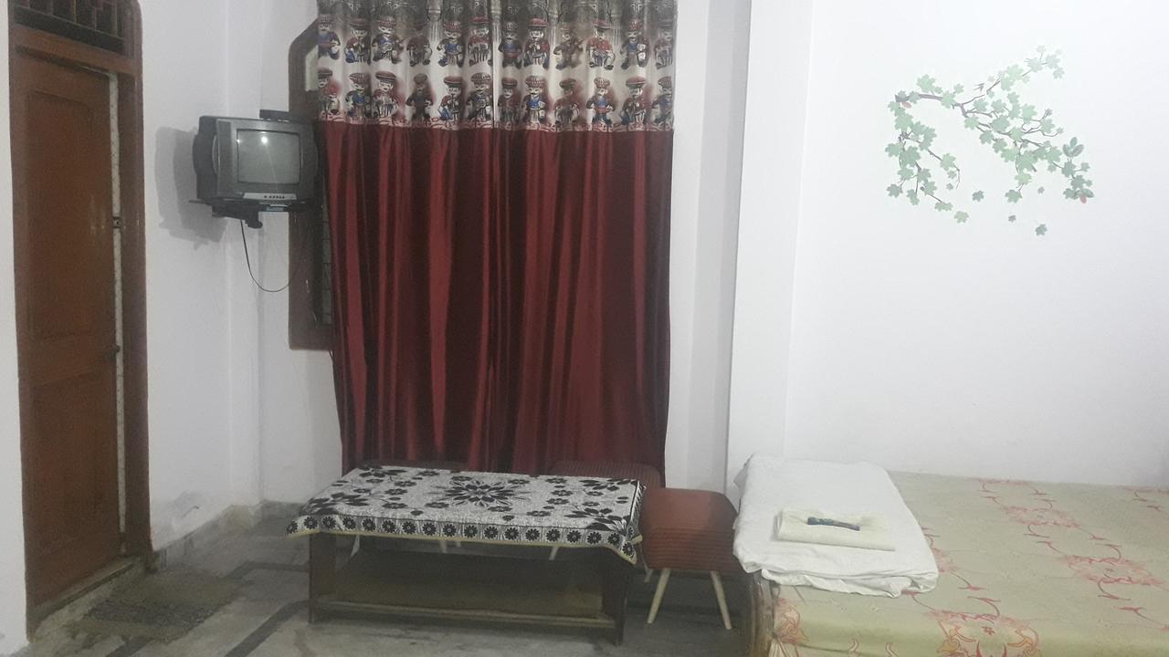 Oyo Rajdhani Guest House Faridabad Dış mekan fotoğraf